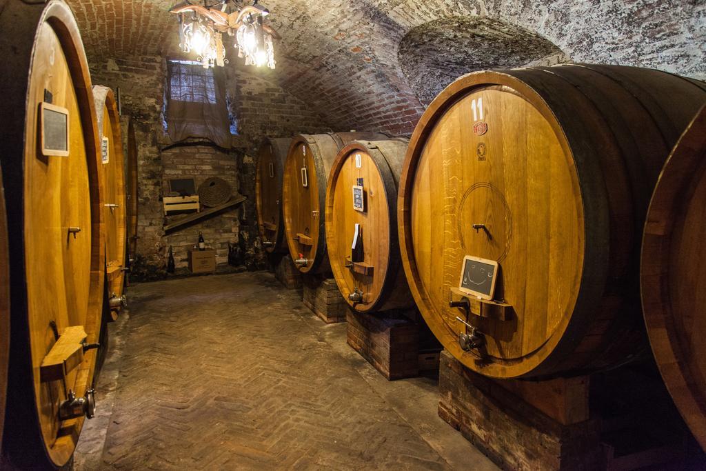 Cascina Arcangelo Raffaele Verduno Dış mekan fotoğraf